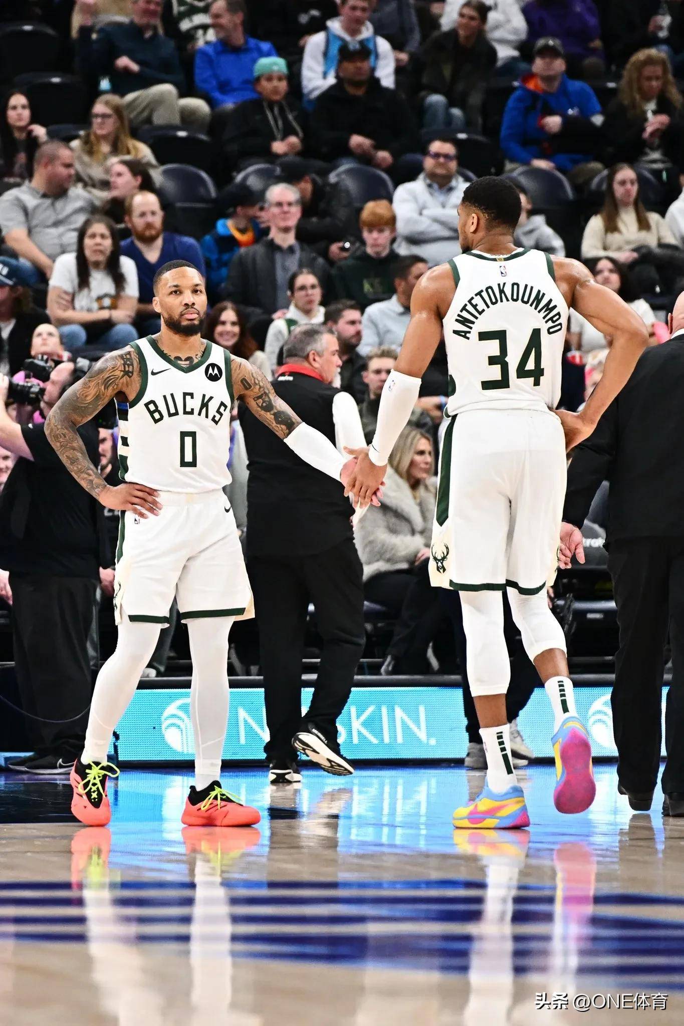 比赛规则变更引发热议!,字母哥在独行侠比赛中晋级下一阶段全场沸腾不已的简单介绍 比赛规则变更引发热议!,字母哥在独行侠比赛中晋级下一阶段全场沸腾不已的简单介绍