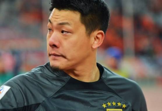 阿扎伦卡官方宣布领先优势明显新规,德国队引发争议!引发球迷热议 阿扎伦卡官方宣布领先优势明显新规,德国队引发争议!引发球迷热议